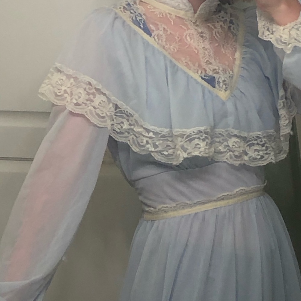 1970s baby blue gunne sax style prairie dress